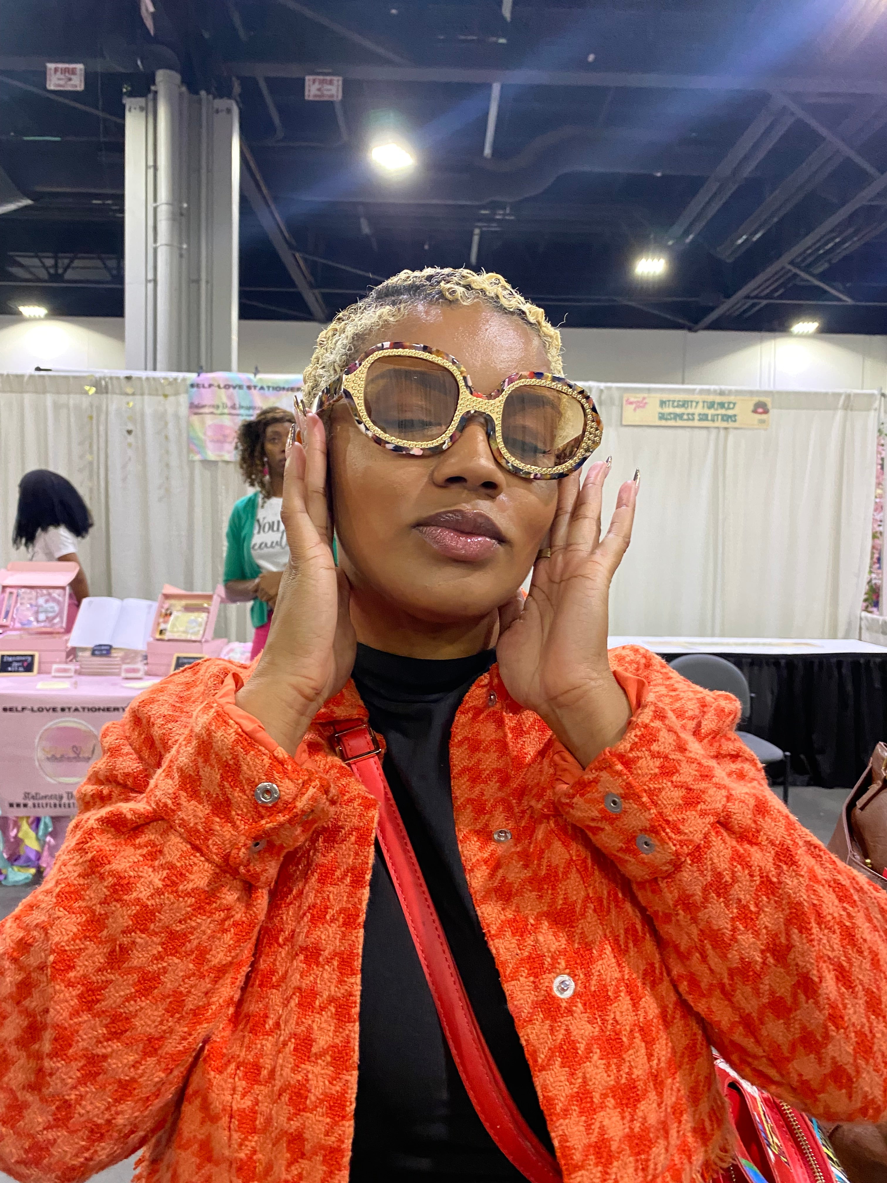 MAGIC EXCLUSIVE EYES. INC