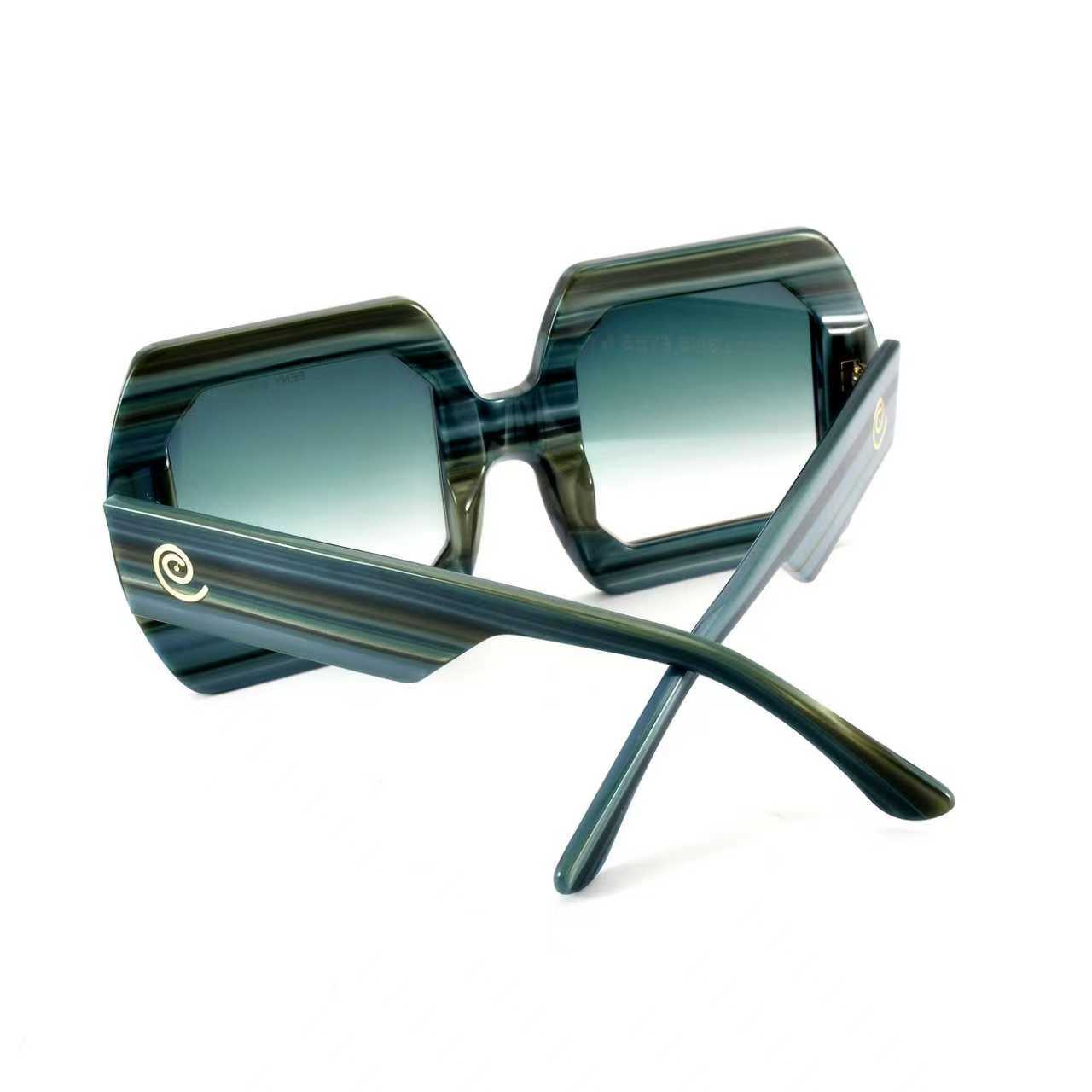 BETTY EXCLUSIVE EYES. INC