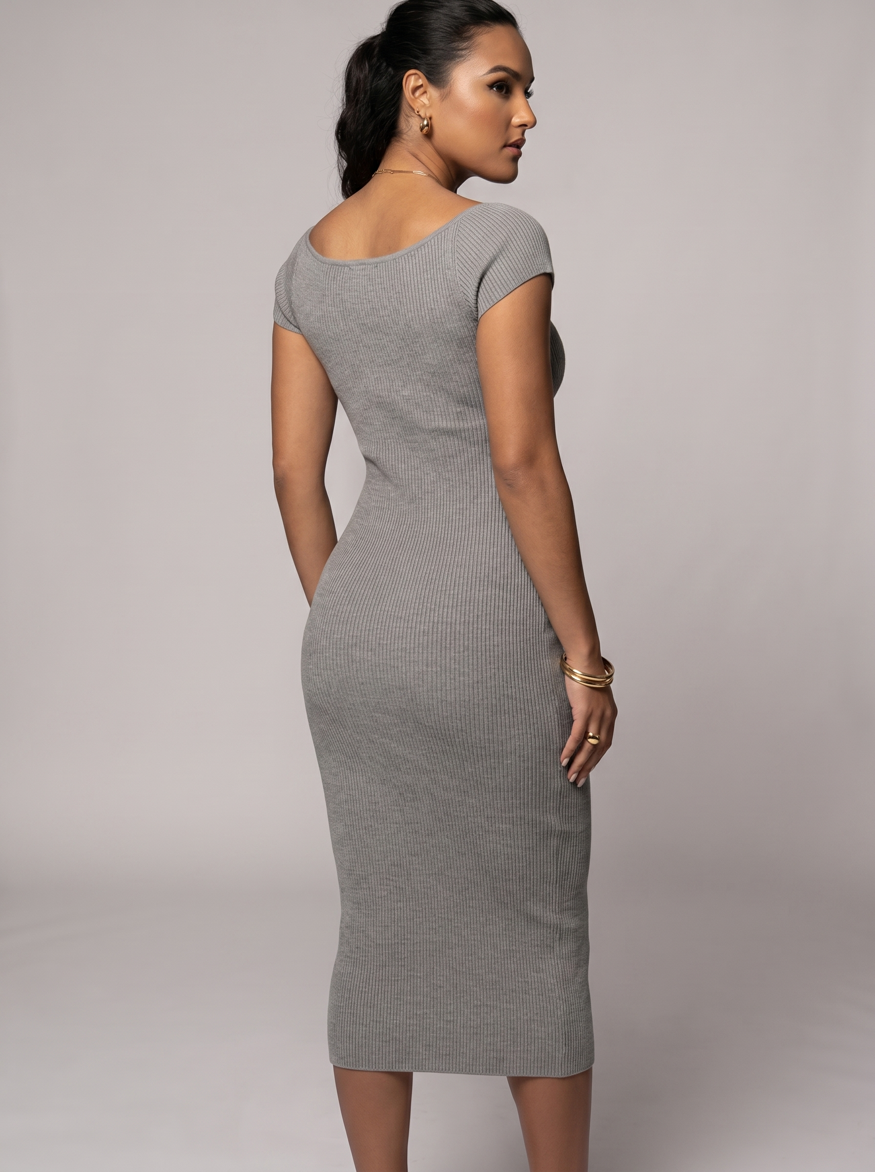 Self-Made Girl Gray Knitted Midi Dress
